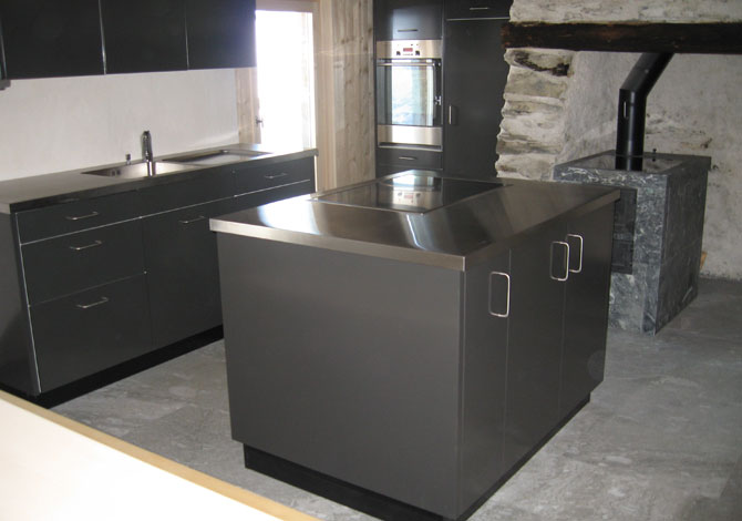 Küche mit Kochinsel