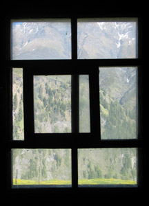 Blick aus Fenster mit "Läuferli"